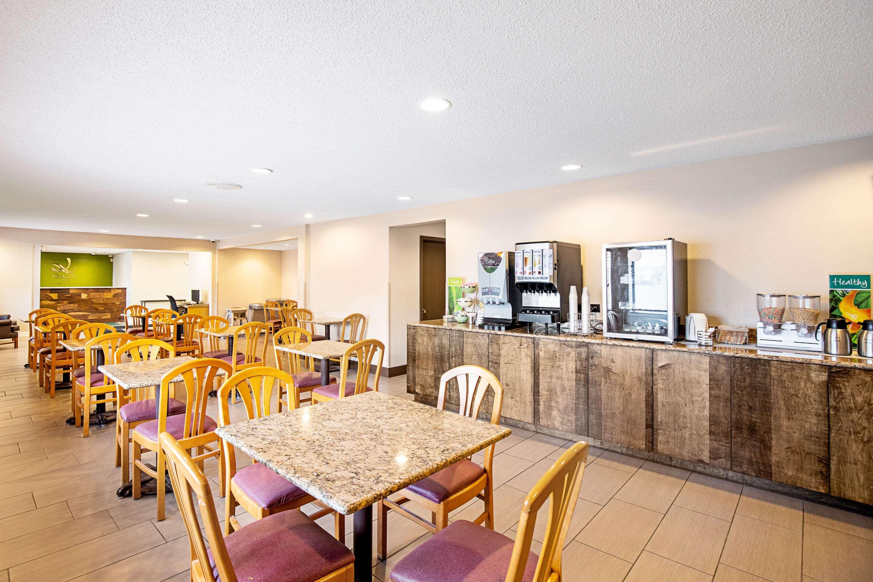 Quality Inn & Suites Milwaukee Kültér fotó