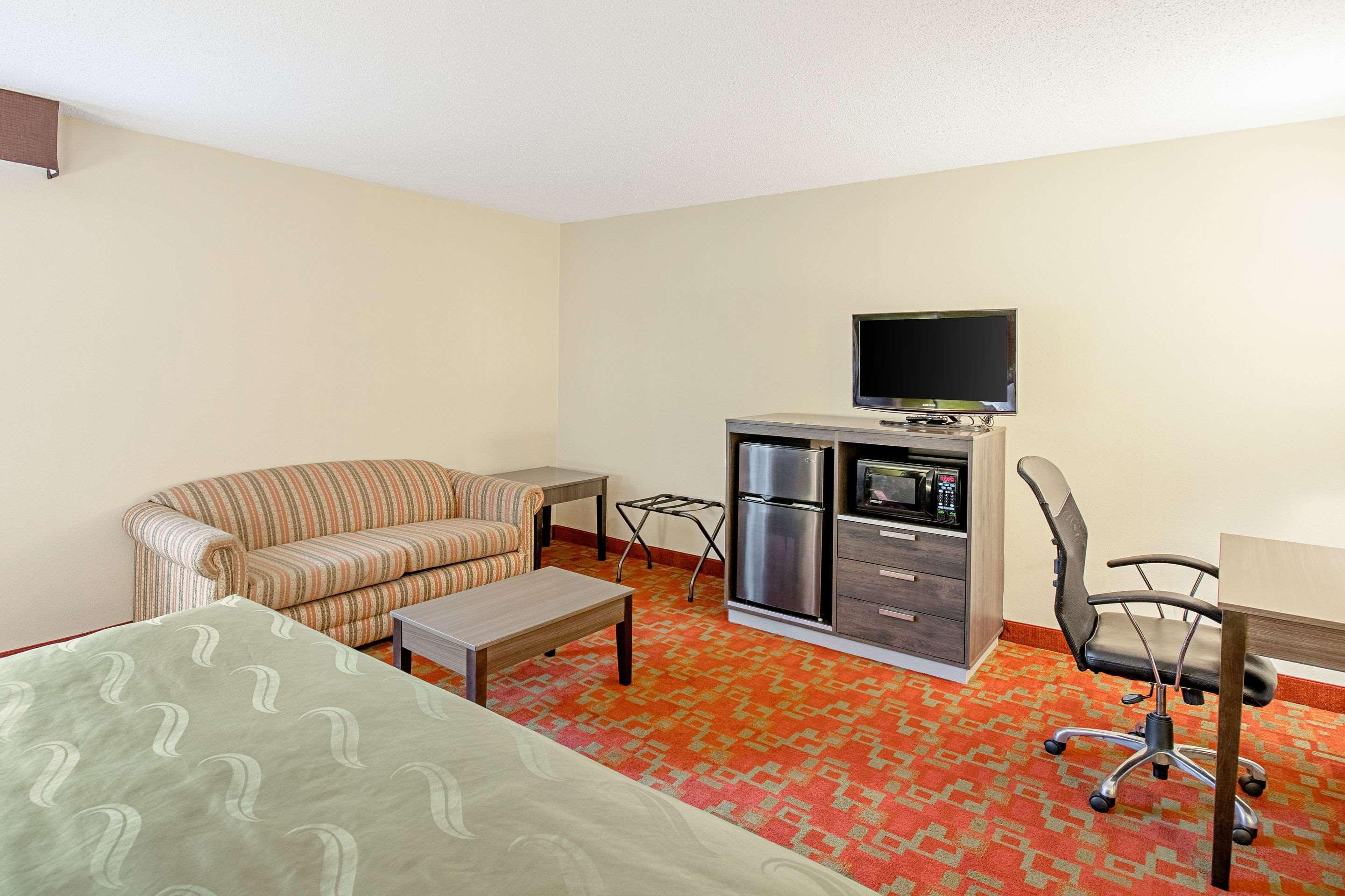 Quality Inn & Suites Milwaukee Kültér fotó