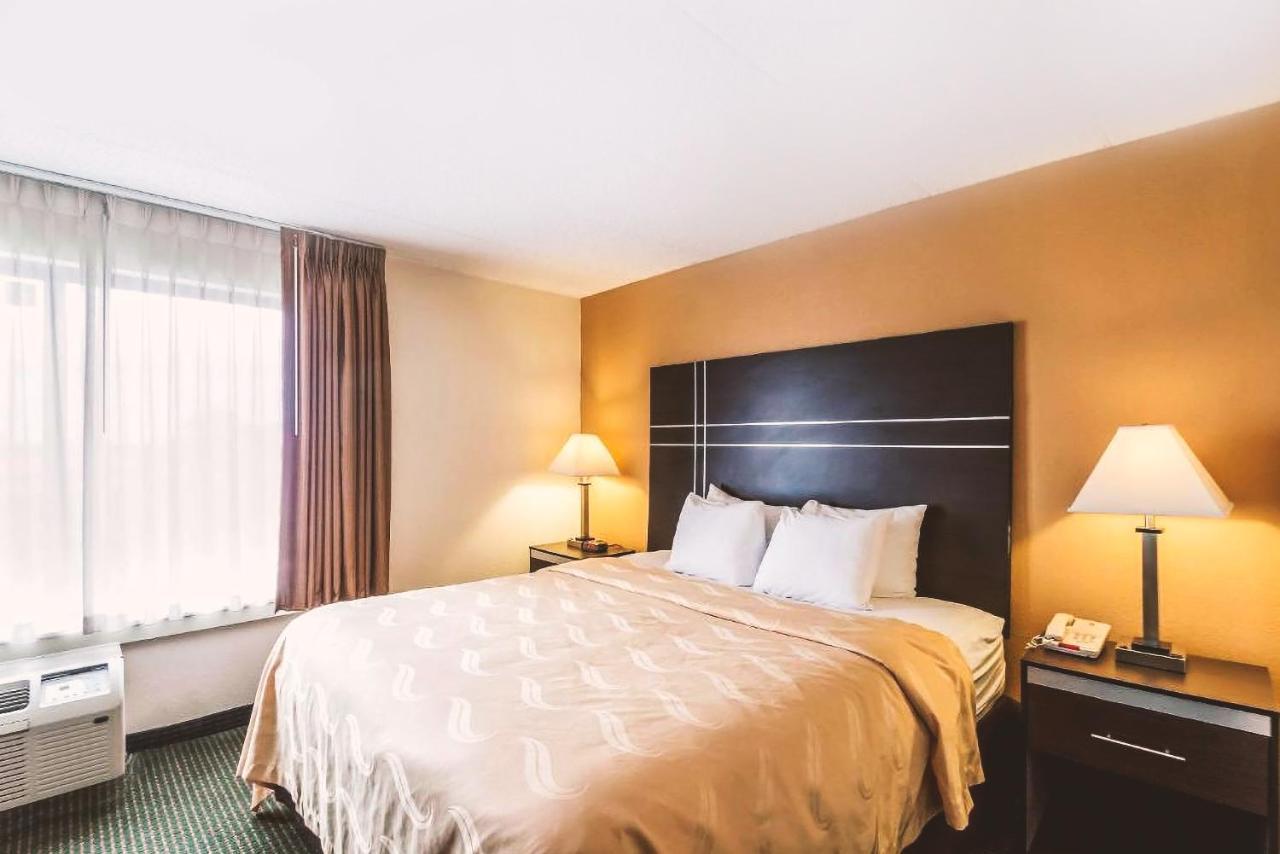 Quality Inn & Suites Milwaukee Kültér fotó