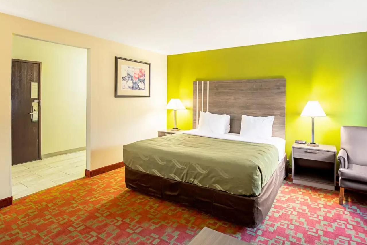 Quality Inn & Suites Milwaukee Kültér fotó